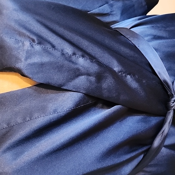 Victoria's Secret Robe Blue XS/S - Picture 9 of 9